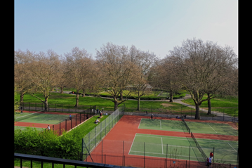 Tennis courts in Southwark Park